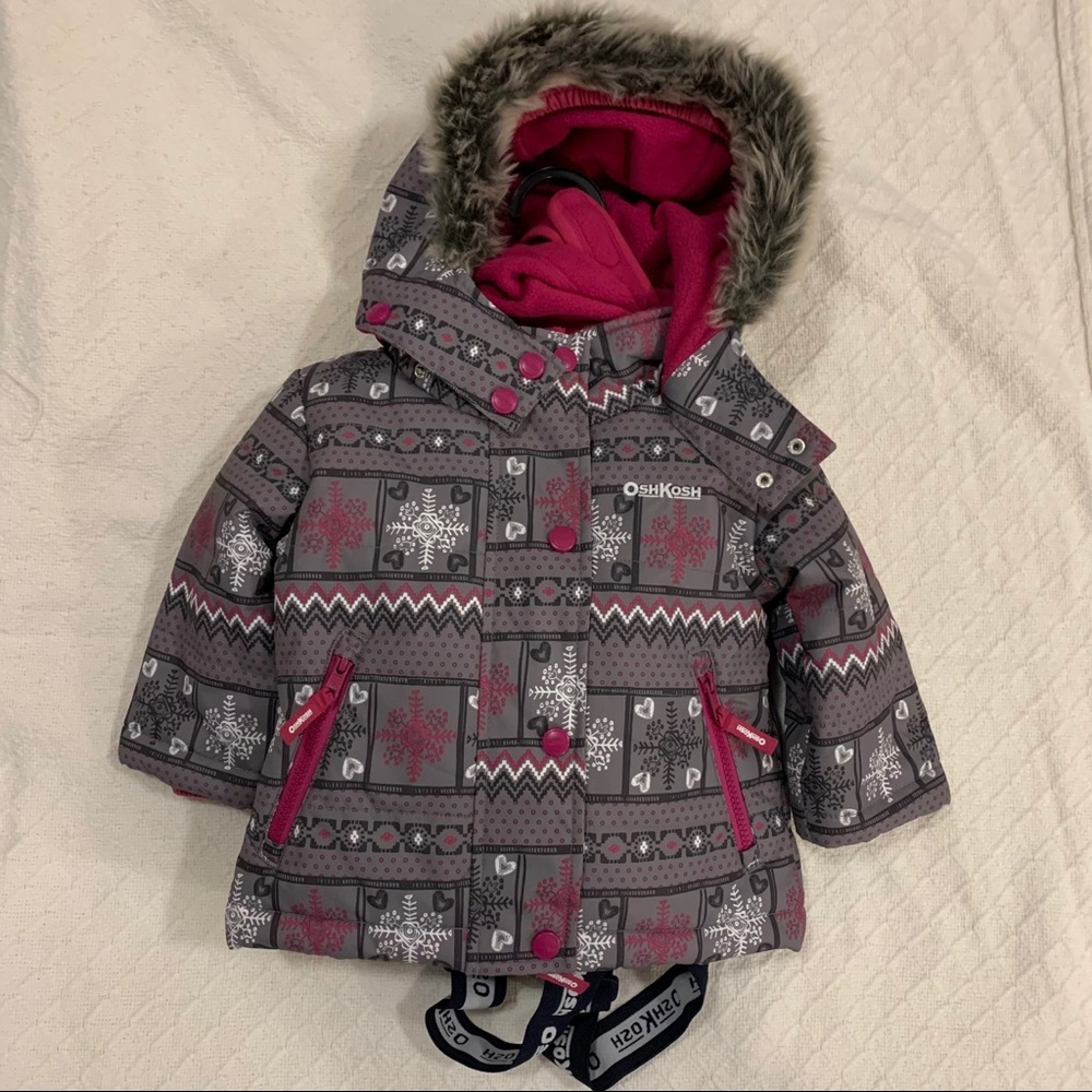 NWOT - Oshkosh B’Gosh snowsuit (12 months)